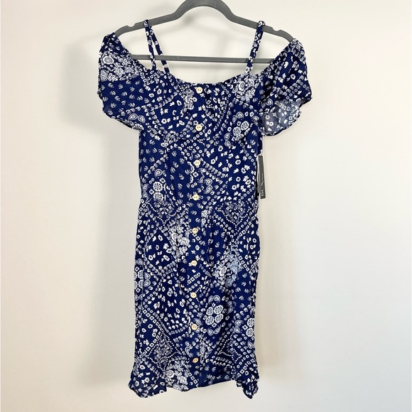 BCX Dress - Picture 2 of 10